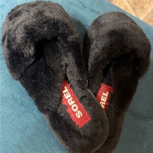 Sorel Go Mail Run Women’s Slippers